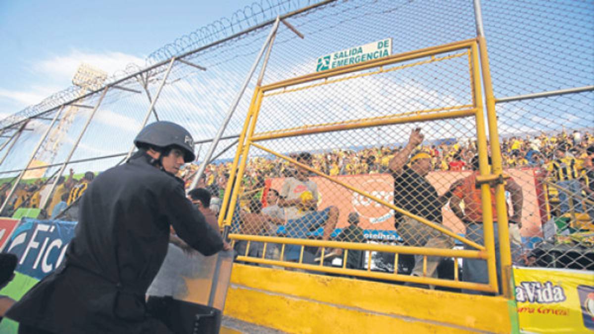 Control al máximo para entrar al clásico