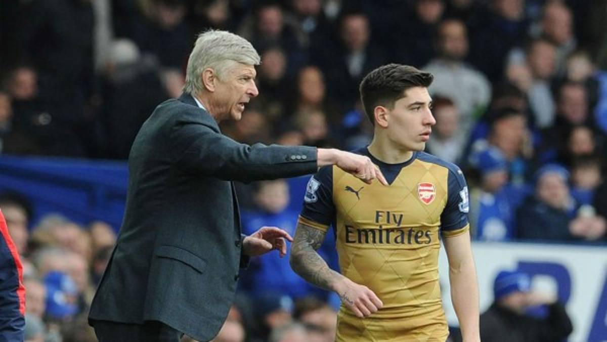Arsene Wenger elogia a Bellerín e insiste en que no se irá al Barcelona