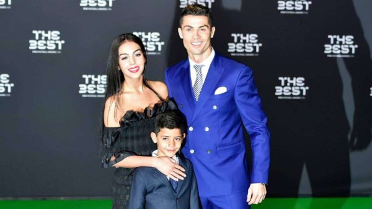 ¿Por qué no las borró? Cristiano Ronaldo y las fotos que tiene en Instagram con su ex Irina Shayk  