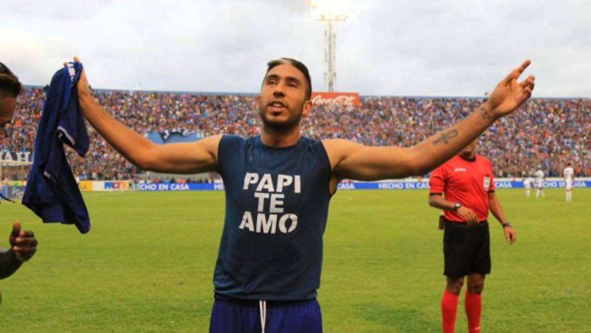 A dos años de su muerte: Las mejores fotos de Santiago Vergara con Motagua