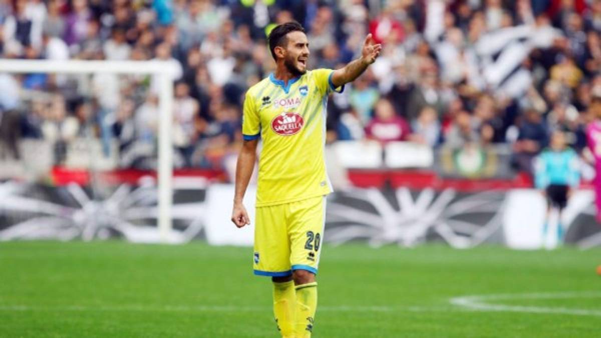 Fichajes confirmados: Crack estadounidense está cerca del Real Madrid; Barça compra y vende