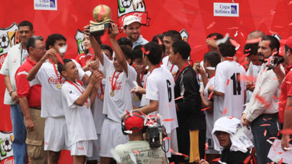 El Tridentino es el nuevo monarca de la Copa Coca Cola