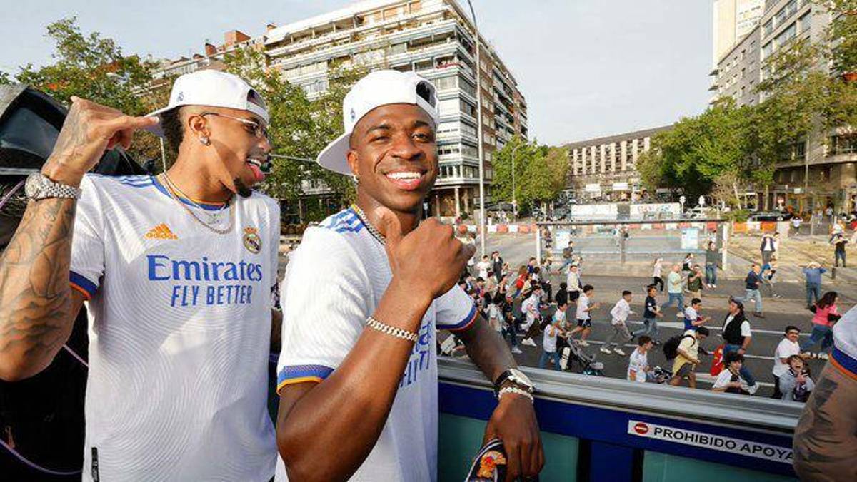 Espectacular fiesta: Real Madrid festejó en Cibeles con la afición su título 35 de la Liga de España