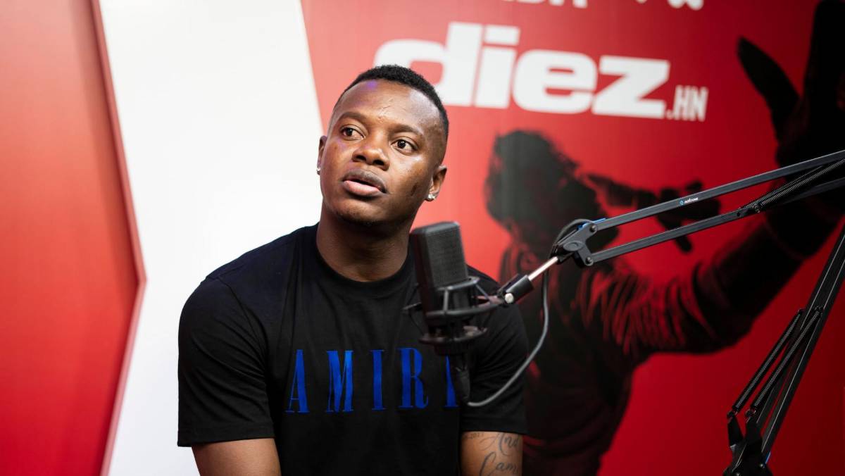 FICHAJES: Motagua va por goleador, Parrillas One anuncia DT argentino, Policía Nacional ficha y Gabriel Araújo es noticia