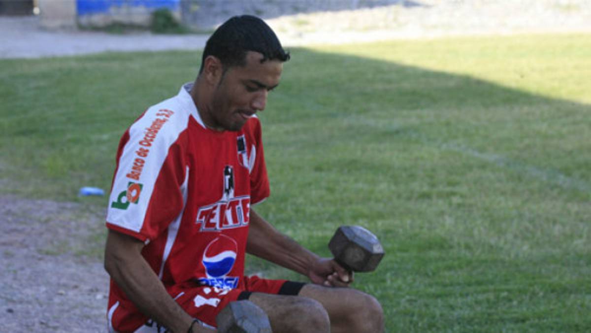 Júnior Morales fichó con el Victoria