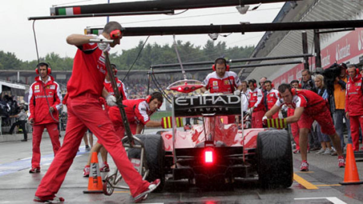 'Hay que quedar delante de Maclaren'