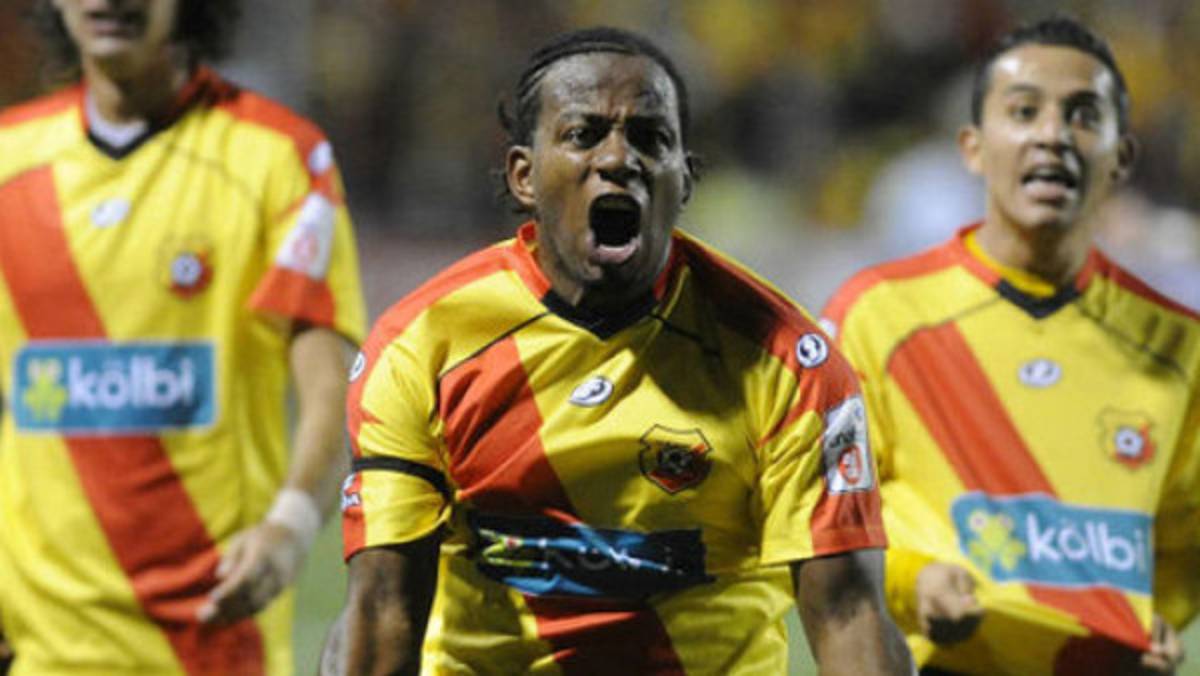 Víctor 'Mambo” Núñez no jugará con Motagua