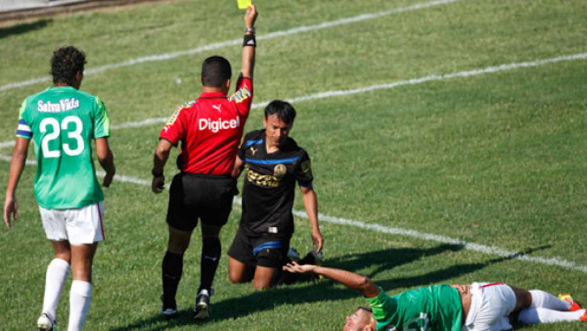 Javier Portillo se queja de los árbitros