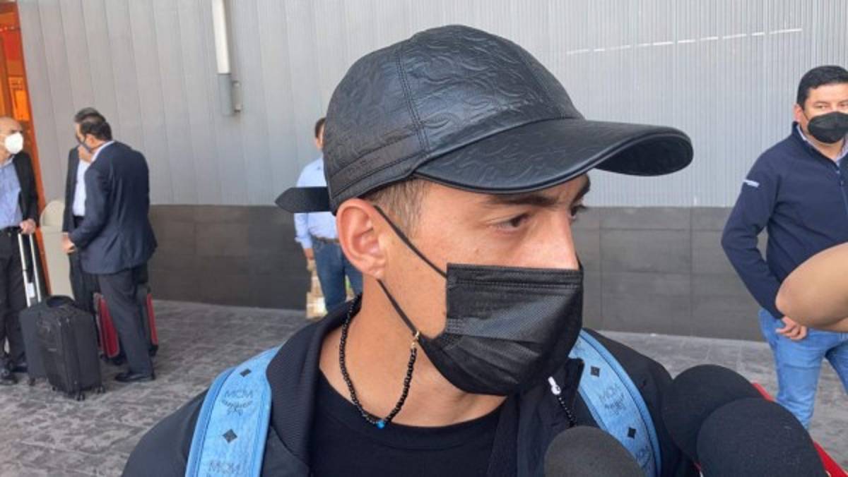 Aficionada de Monterrey se hizo viral por abrazar a Funes Mori y revela cómo huele el delantero