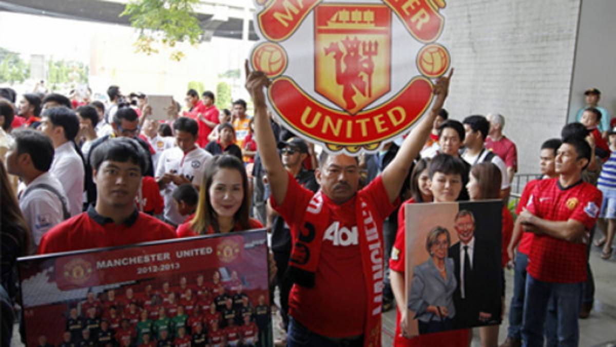 Manchester United desata pasión en Tailandia
