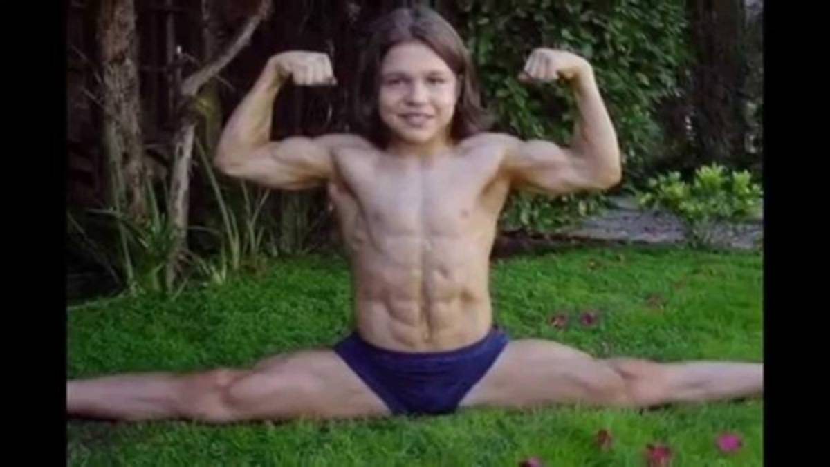 GALERÍA: Así luce ahora Richard Sandrak, el pequeño Hércules