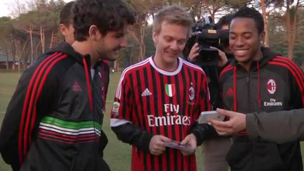 Michel Telo puso a bailar 'Ai Se Eu Te Pego' a los brasileños del Milan