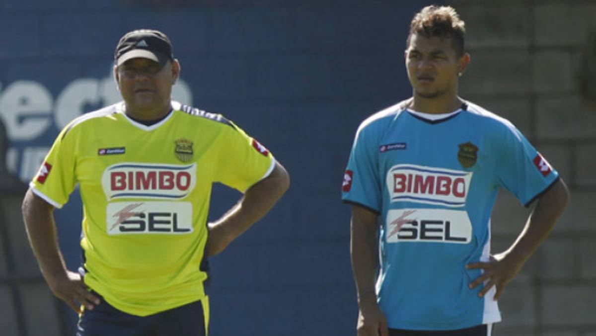 Mario Martínez quiere irse como campeón del Real España