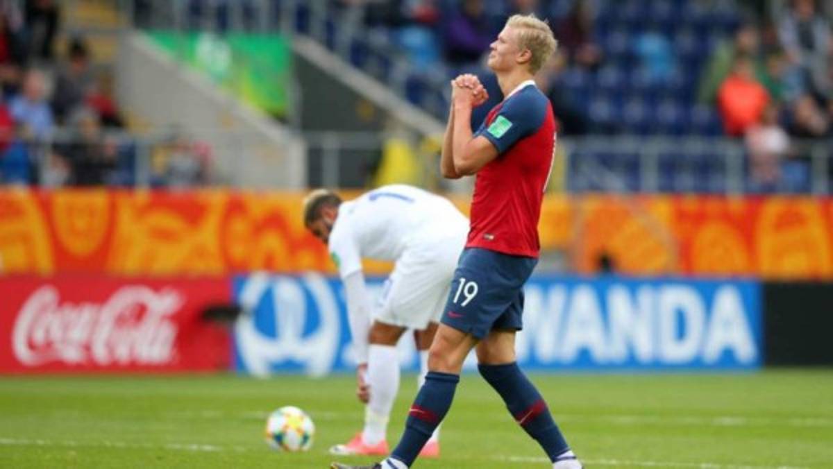 Tristeza y lágrimas: Las dramáticas fotos de los jugadores de Honduras tras goleada ante Noruega