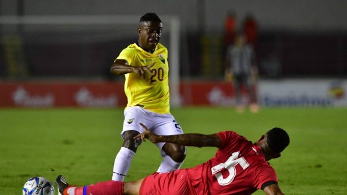 ¡OFICIAL! 'Bolillo' adelanta el once de Ecuador que estrenará a Coito con Honduras