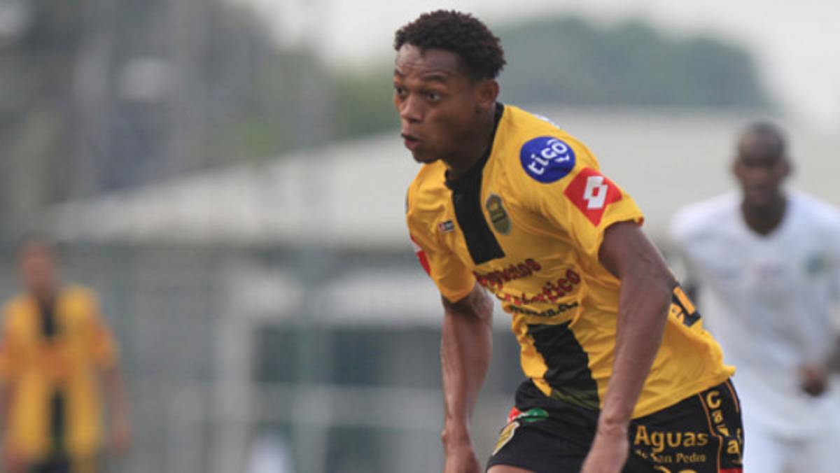 Henry Martínez jugará con el Vida