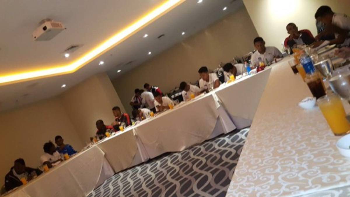 El festejo íntimo de los jugadores del Olimpia tras ganar la copa de Liga Concacaf