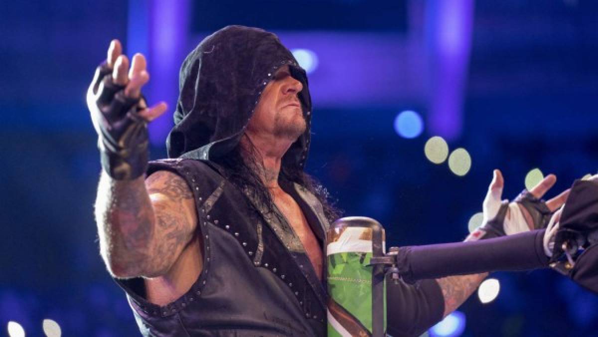 WWE: The Undertaker sorprende al confesar el miedo irracional que le tiene... ¡a los pepinos!