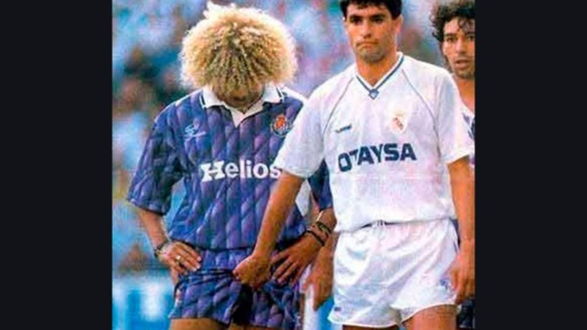 De la mordida de Suárez a los genitales de Simeone: Los gestos más obscenos del fútbol