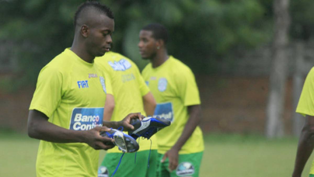 Erick Norales podría ir al Peñarol