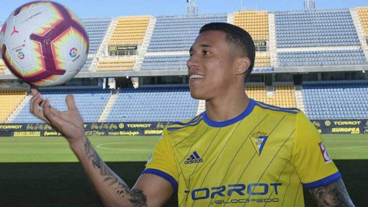 Choco Lozano se une a los fichajes más caros en la historia del Cádiz de España