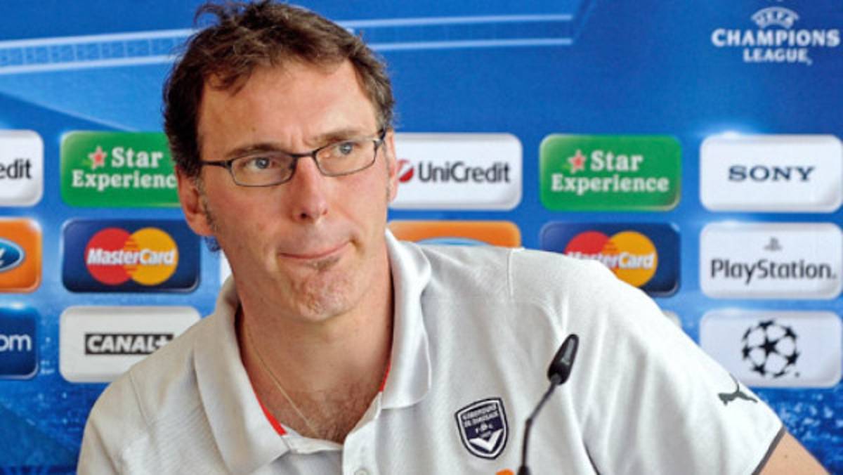 Laurent Blanc ya se ve en la guillotina