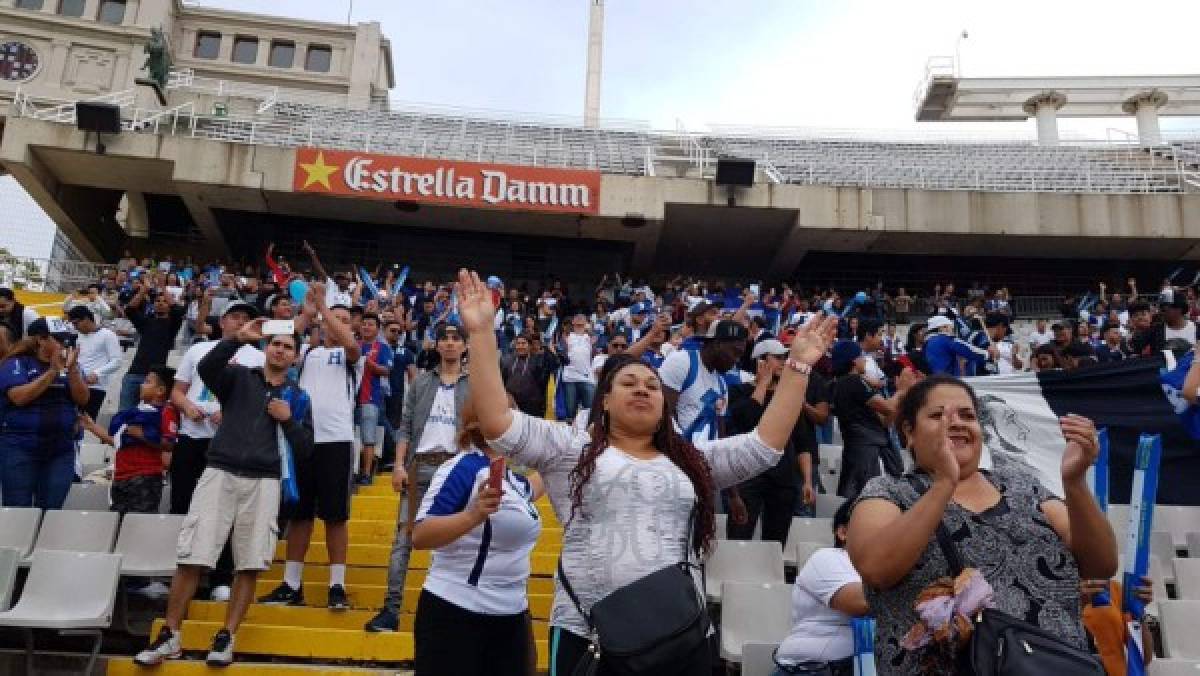 Hondureños en Barcelona: De la ilusión a la frustración por ver a la selección de Honduras