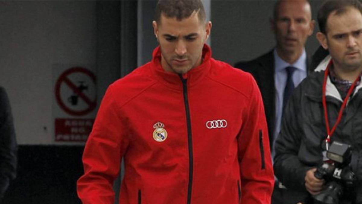 Karim Benzema amenazado por conducir a 216 kilómetros por hora