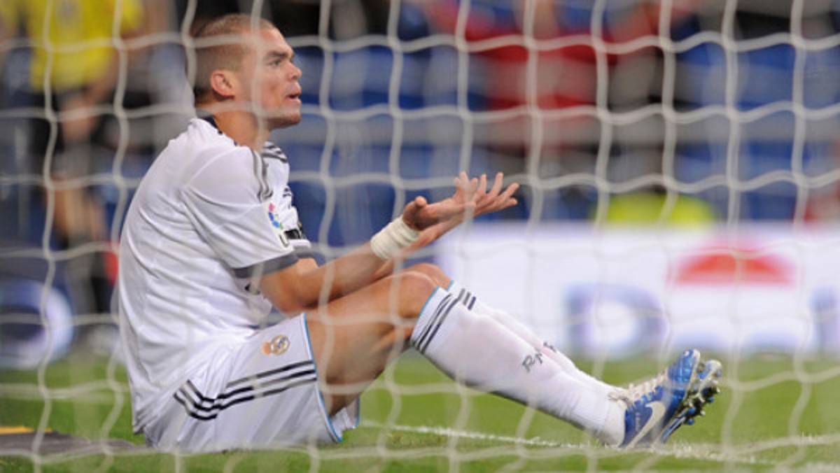 Mourinho deja fuera de la convocatoria a Pepe