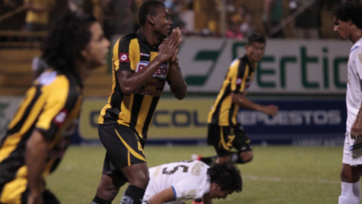 Afición mira al Real España como favorito para evitar el tetra del Olimpia