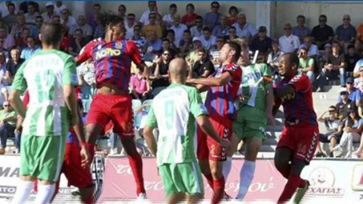 Costly jugó 90 minutos con el Veria FC