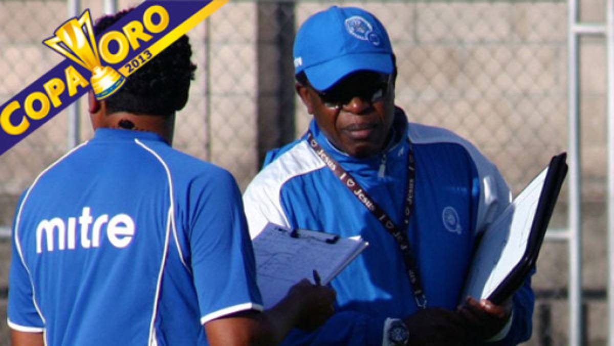 Técnico de El Salvador: 'Honduras es el favorito del grupo”
