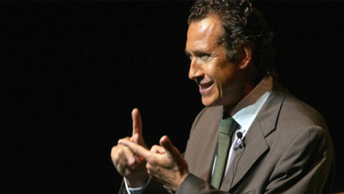 Valdano: 'A Messi hay que ponerle corona como la de Pelé o Maradona”