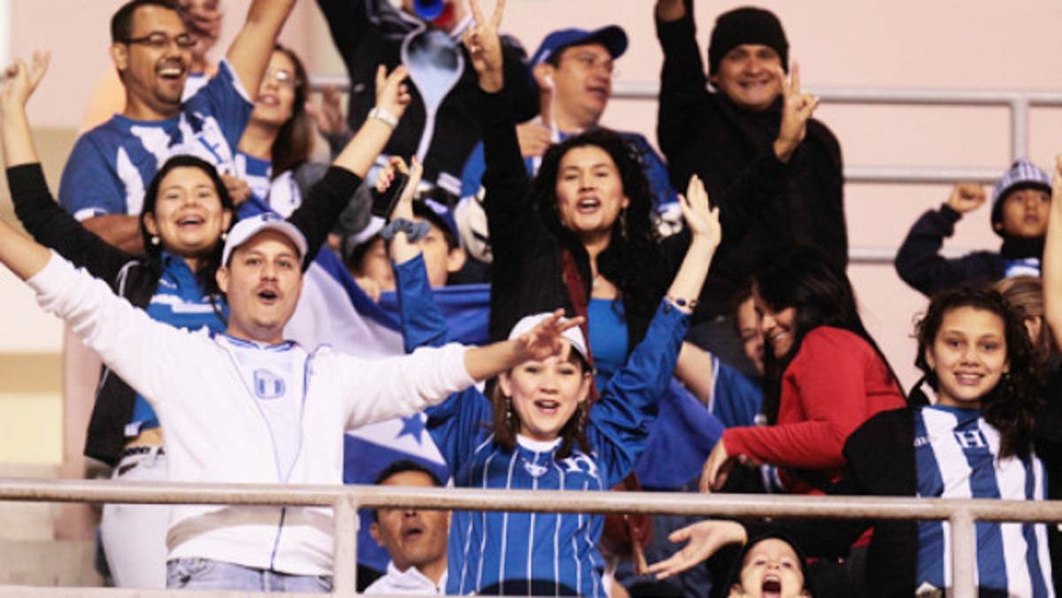 La afición pronostica una final Honduras-Costa Rica