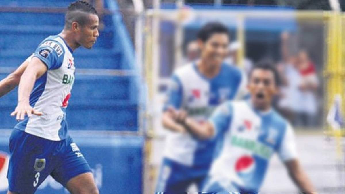 RUMORES Y FICHAJES: ¡El fútbol de Centroamérica se enciende con su mercado de piernas!