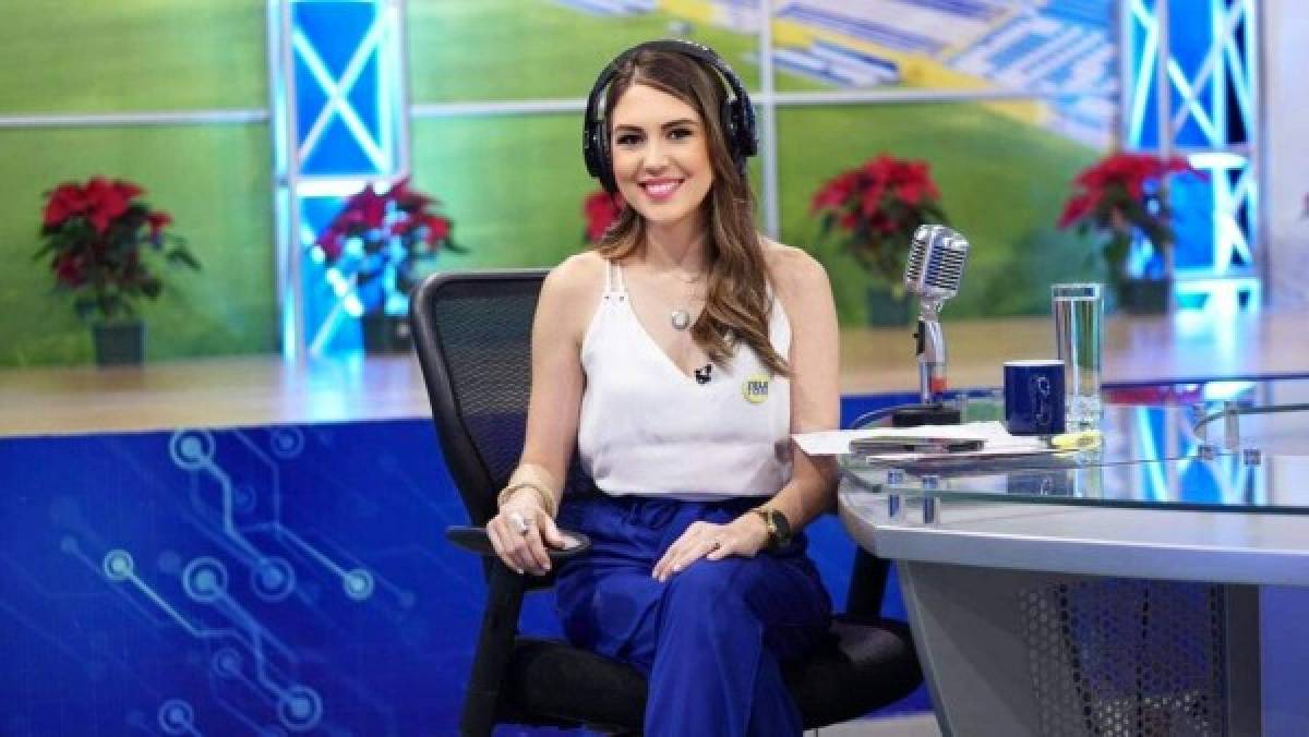 Conocé a Alejandra Inestroza, la periodista deportiva hondureña que destaca en El Salvador