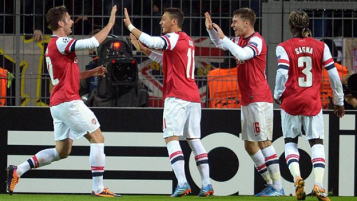 Arsenal sorprende y saca tres puntos en casa del Borussia Dortmund