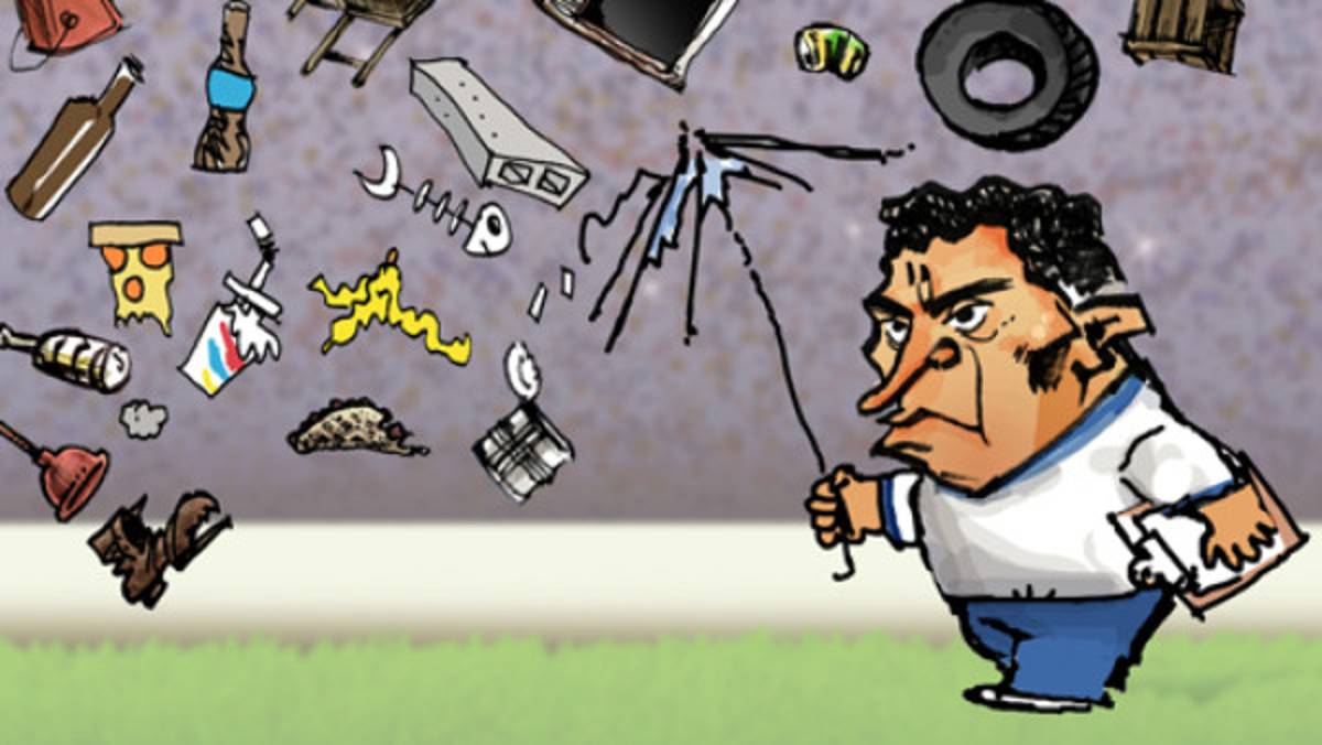 Diez-Cómics: 'Con pie izquierdo'