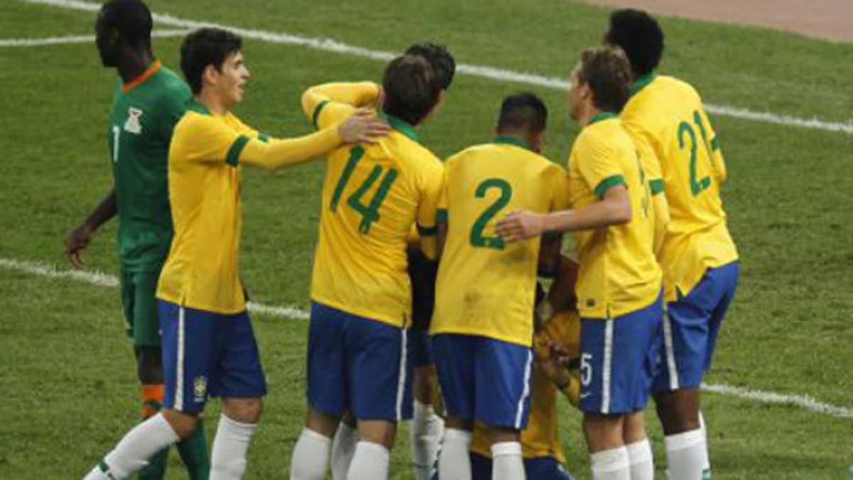 Brasil gana a una asustada Zambia en un partido para probar alternativas