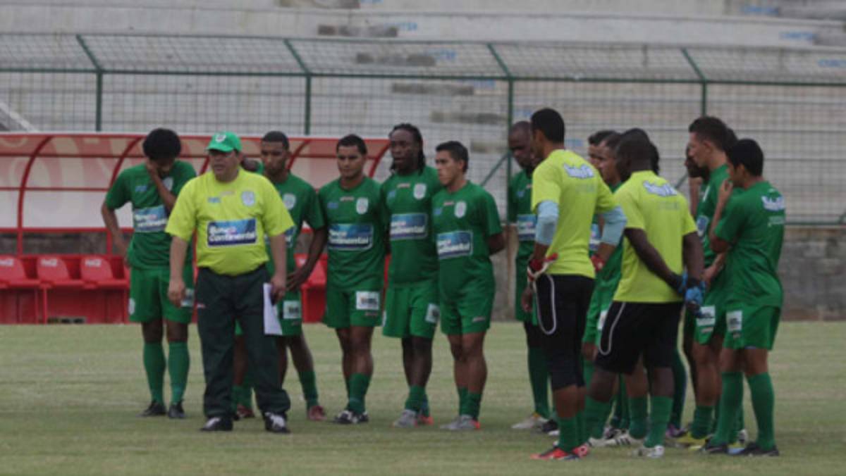 Marathón afronta más problemas