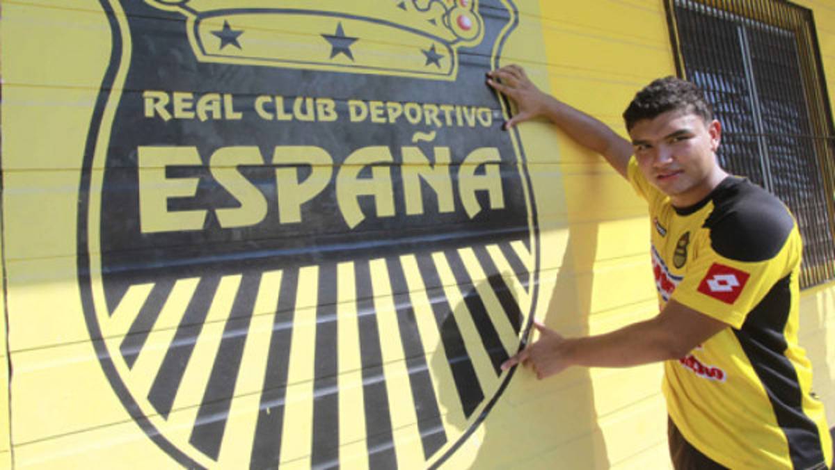 Real España contrata a un licenciado que es goleador