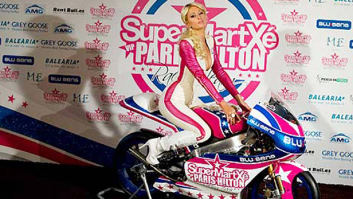 Paris Hilton, denunciada por incumplimiento de contrato en escudería de motos