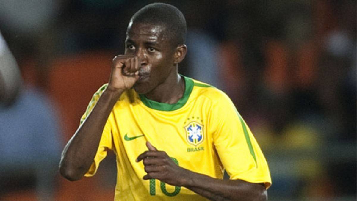 El Chelsea adquirió a Ramires
