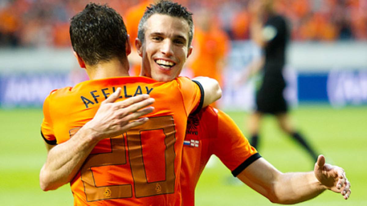 Holanda gana confianza goleando a Irlanda