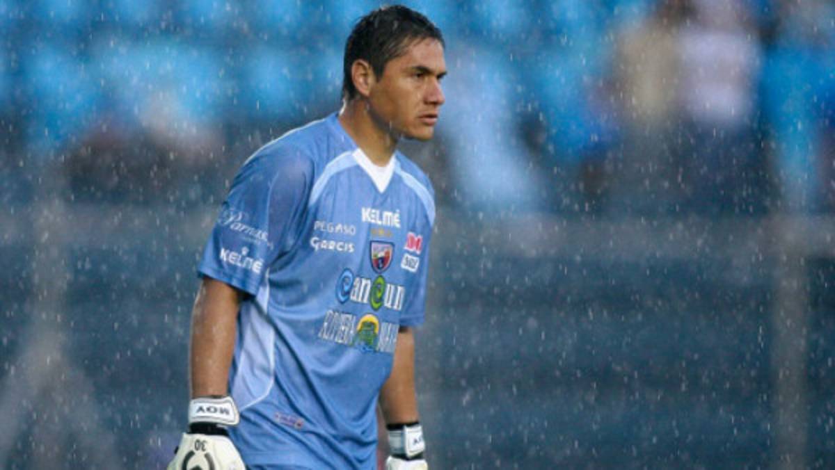 Se accidenta portero del América de México