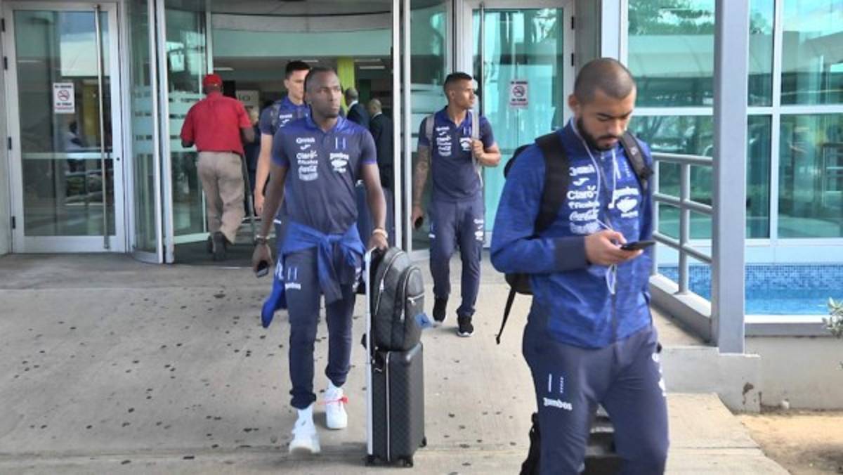 FOTOS: Así fue la llegada de la Selección de Honduras a Jamaica