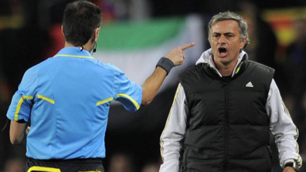 Mourinho: 'Ahora te vas a fumar un puro y te reirás sinvergüenza'