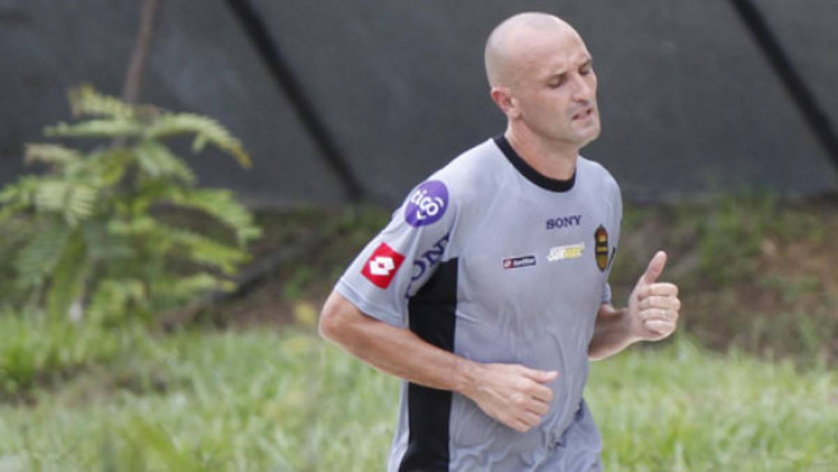 'Debemos escribir una nueva historia'