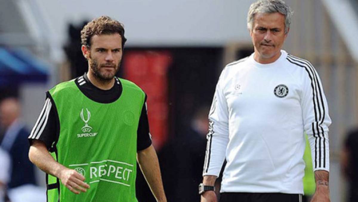 Mourinho elogia a Mata y lo pone de ejemplo en el Chelsea