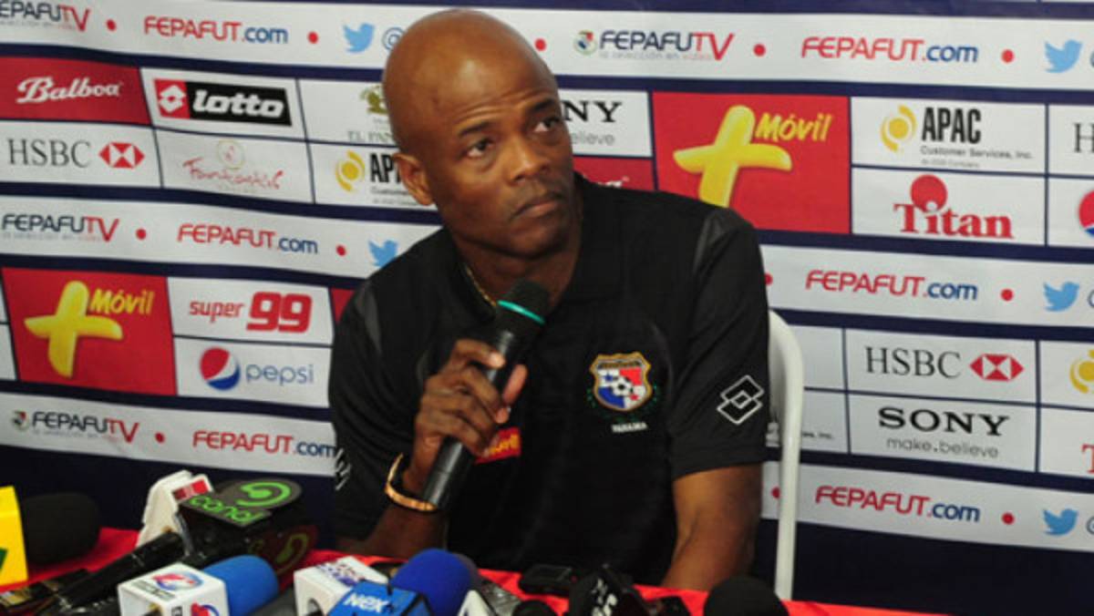 Dely Valdés afirma que México no podrá cambiar horario ante Panamá